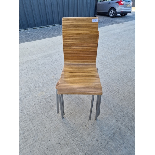 572 - 4 Retro stacking chairs