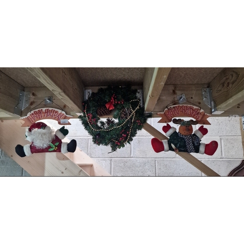 591 - 3 Christmas hanging decorations