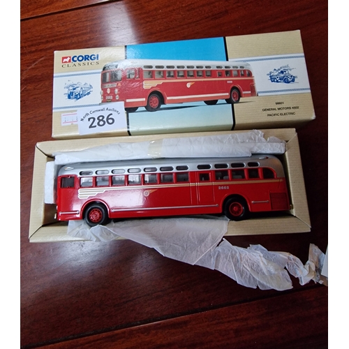 286 - Corgi classic Pacific Electric bus