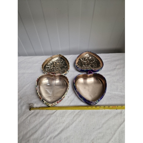 30 - Heart shaped trinket boxes