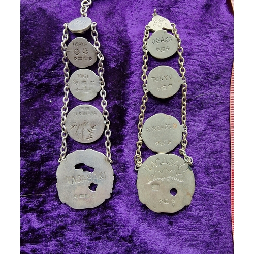 78 - 5 disc white metal pendants