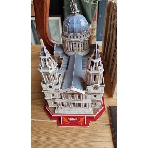 261 - 3 D puzzle craft of Tower of London/ St Paul's Catherdral