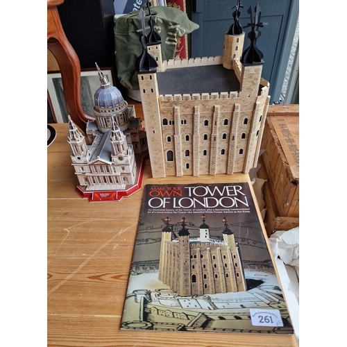 261 - 3 D puzzle craft of Tower of London/ St Paul's Catherdral