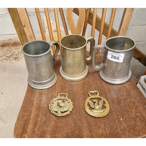 266 - 3 Tankards and horse brasses