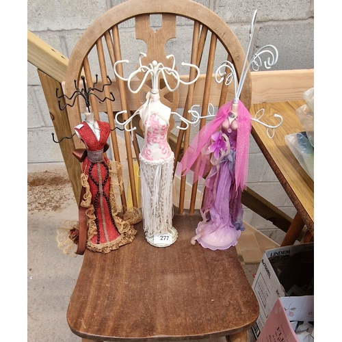 277 - 3 mannequin jewellery stands