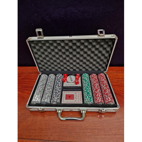 32 - New in box Poker set