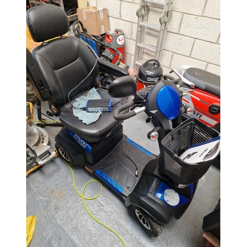 540 - DRIVE mobility scooter (Like New)