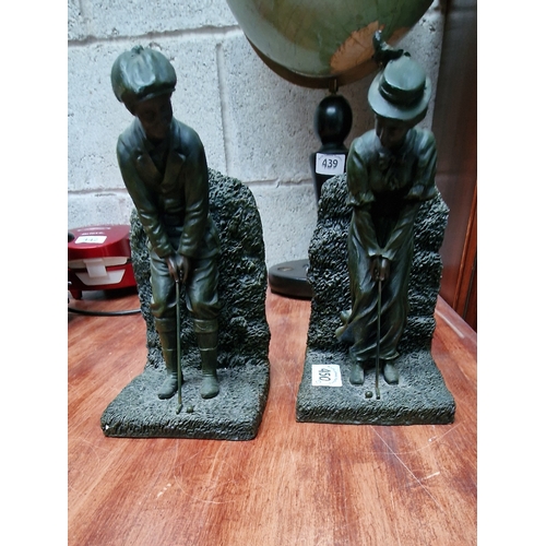 450 - Resin Male/Female golfer bookends