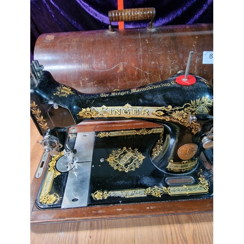 80 - Vintage 1903 Singer sewing machine hand crank model in box with key