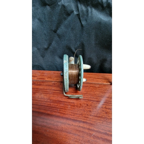 17 - Centre pin fishing reel