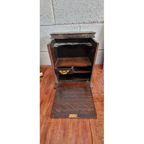 183 - Antique oak Smoker's cabinet 43x32x23cm