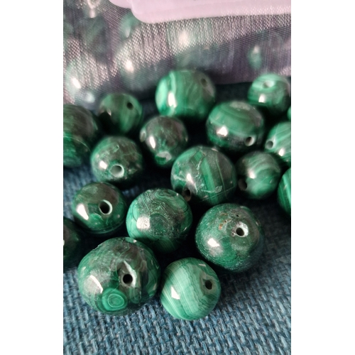 289 - Bag of Malachite beads