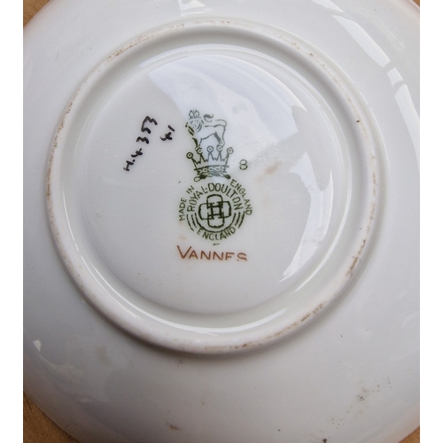 495 - Royal Doulton 'Vannes ' tea cups and saucers etc