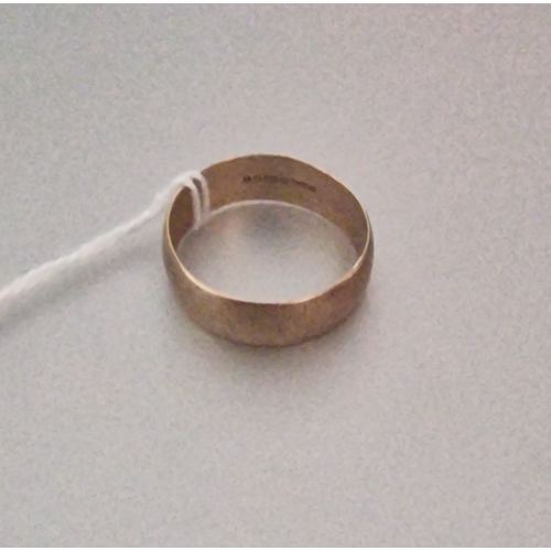 635 - 9ct Gold wedding band (3.6 grams)London 1987