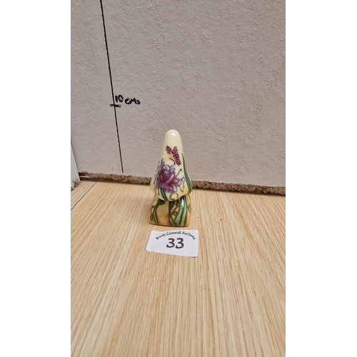 Lot 33        