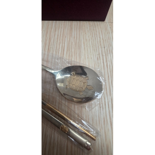 Golden Turtle Gold Plate Spoon Set