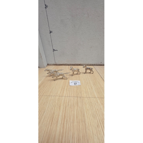 17 - 2 stets of Sliver plate setters and bulldogs