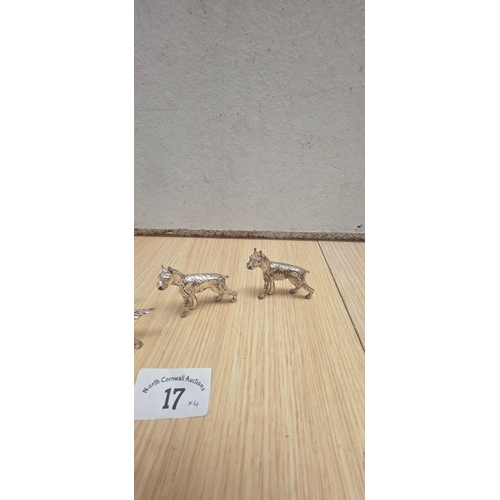 17 - 2 stets of Sliver plate setters and bulldogs