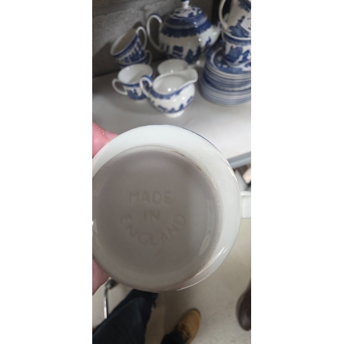 50 - Johnsons brothers Willow Pattern tea set