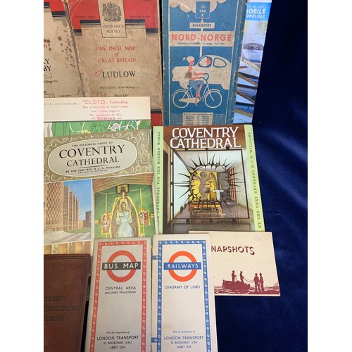 91 - Various vintage maps, tour guides, London bus and Railway maps, photographs etc.