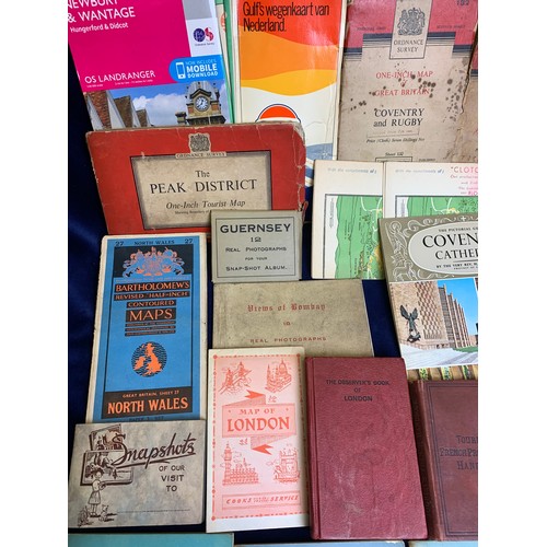 91 - Various vintage maps, tour guides, London bus and Railway maps, photographs etc.