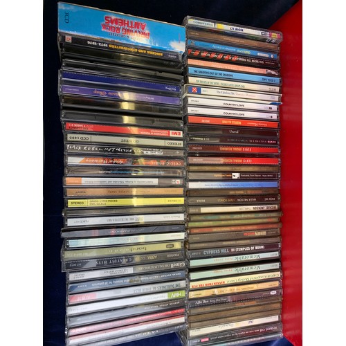 108 - Very Large collection of CD's - Very varied, many artists
