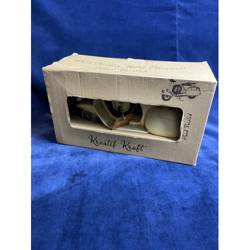 86 - Metal Vintage Moped Scooter Ornament, Hand Painted