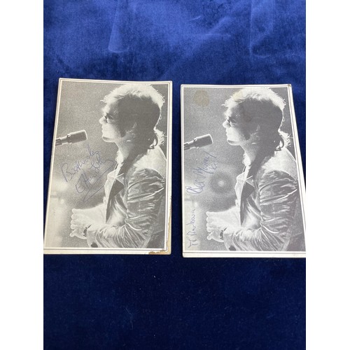 99 - 1971 Elton John & Dee Murray Autographs. Elton John & Dee Murray signatures collected from the 1971 ... 