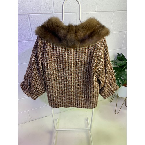 52 - Vintage Ladies Jacket with Fur Collar