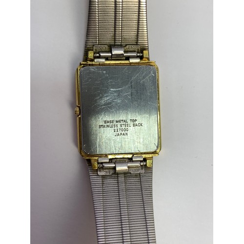 351 - Accurist Quartz 1980's Gold Watch