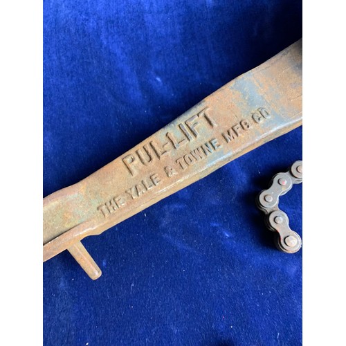 116 - Vintage Yale and Towne Pul-Lift Model C 3/4 Ton Ratchet