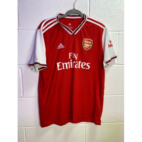 77 - Arsenal 19/20 Home Shirt in Large