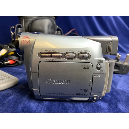 111 - Canon MV830 Digital Camcorder Bundle with Case