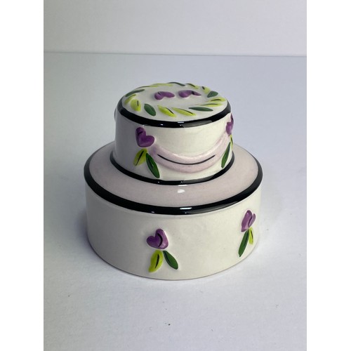 174 - Lorna Bailey Wedding Cake