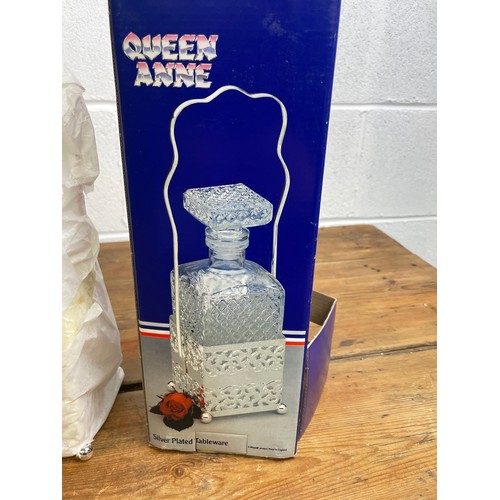 44 - As New Vintage Queen Anne Silver Plated Decanter Boxed