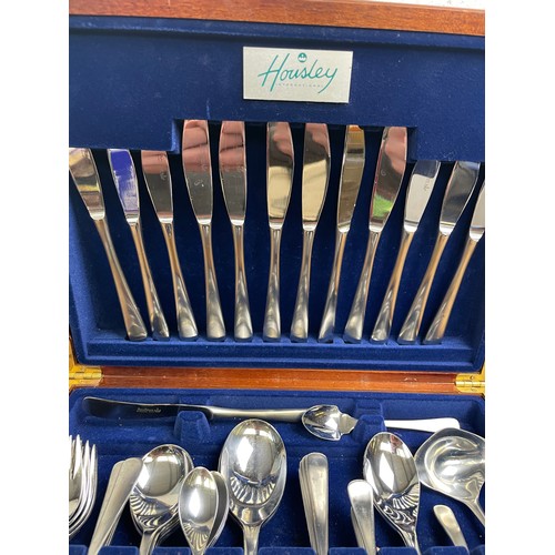 47 - Vintage Housley Penthouse Stainless Cutlery Canteen & Estyma Clock