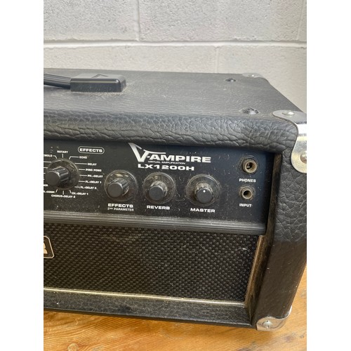 56 - Behringer Vampire LX1200H Guitar Amp