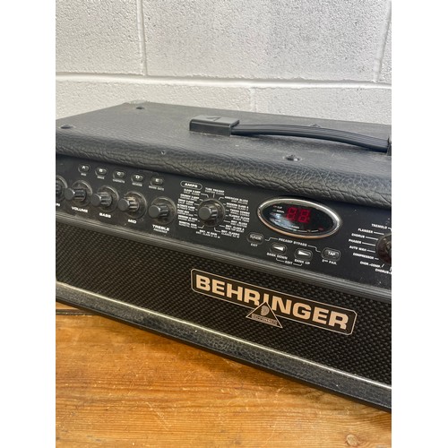 56 - Behringer Vampire LX1200H Guitar Amp