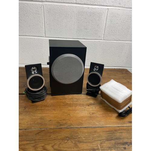 29 - Creative Inspire T3100 Subwoofer & Speakers