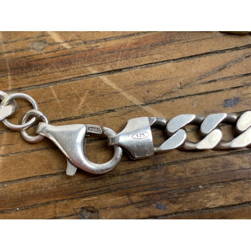 30 - 925 Silver Curb Link Bracelet - 16.9g