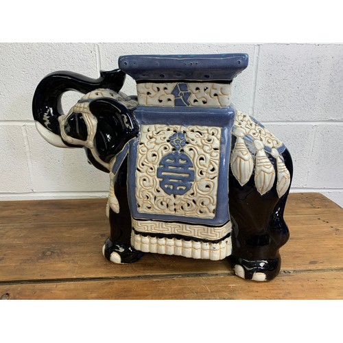 247 - Large oriental elephant plant stand - 39cm tall