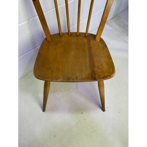 125 - Early Ercol Model 400 Windsor Chair