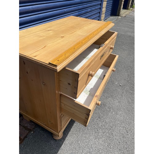 105 - Vintage Pine Chest of Drawers