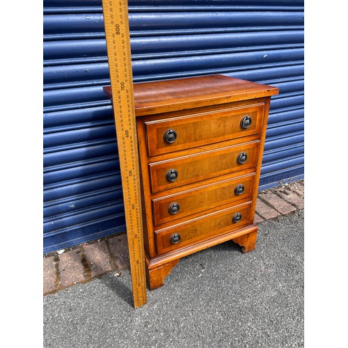 111 - Georgian Style Burr Yew Wood Side Table Chest of Drawers