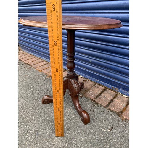 116 - Vintage Tripod Table