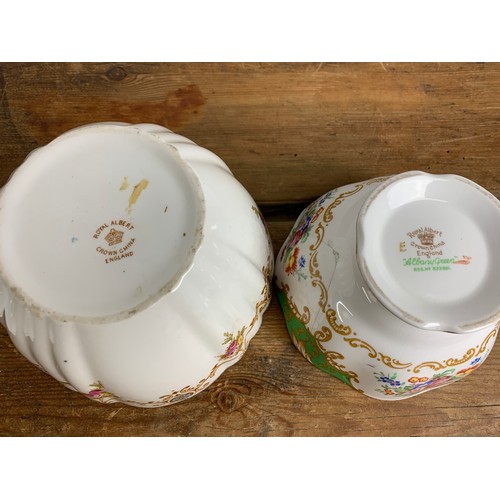 448 - Collection of Royal Albert Crown China inc. Albany Green - 3 or 4 pieces a/f