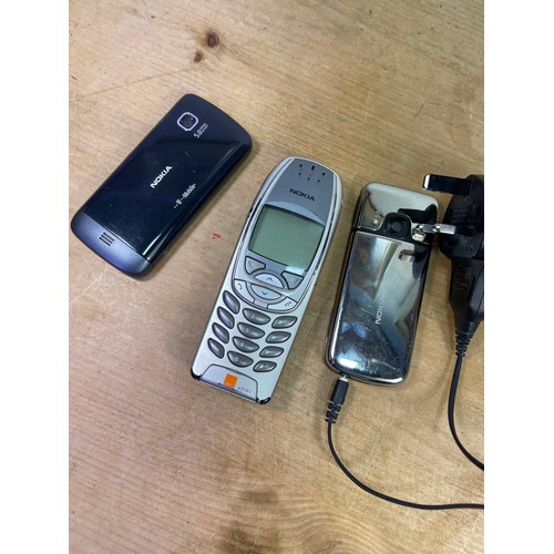 470 - 3 Vintage Nokia Mobile Phones