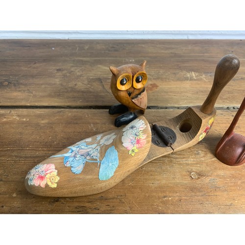 474 - Vintage wooden items inc. decorated shoe stretcher