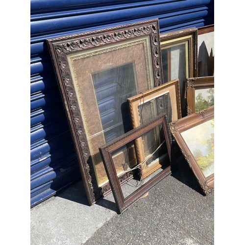 540 - Quantity of Antique & Vintage Picture Frames