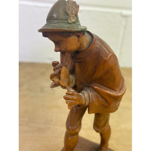 529 - Wooden Hand Carved Pied Piper Figure a/f